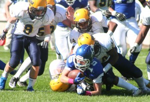 ’Toppers rout USM, 55-34