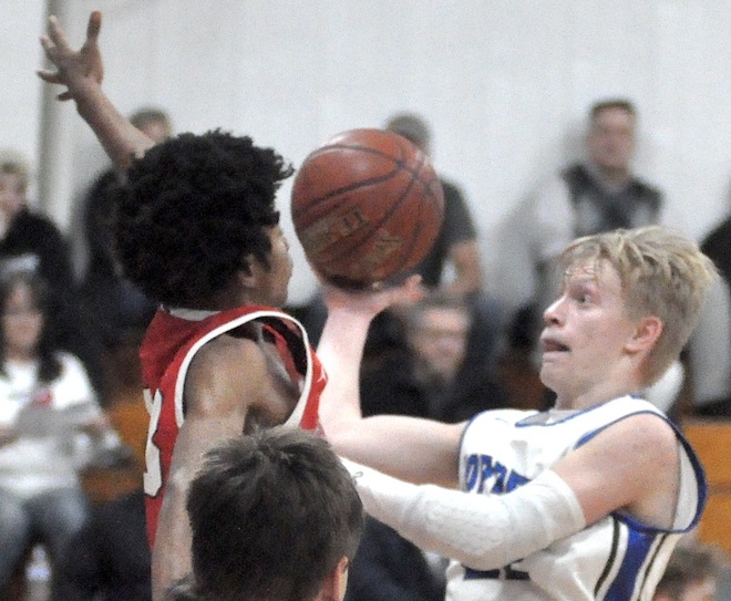 CCHS basketball: Toppers sweep Prairie in girls, boys twinbill