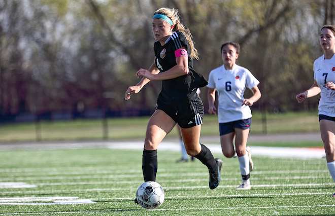 Girls soccer: Dominant Demons unbeaten in nine straight matches